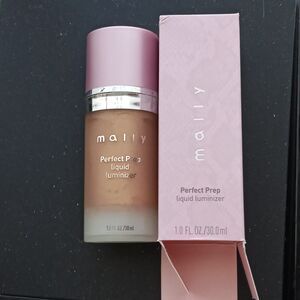 Mally Perfect Prep Liquid Iuminizer LIGHTER 1.0 Fl. oz NIB